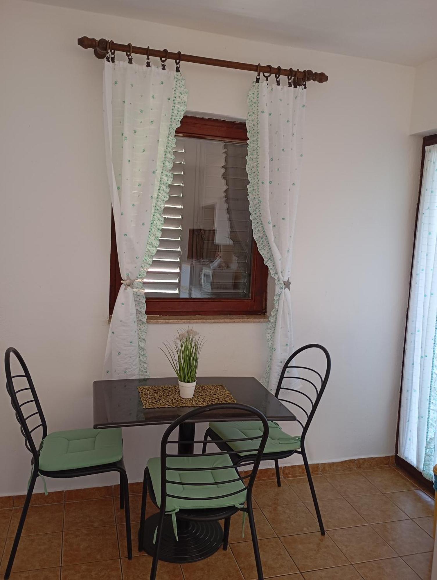 Apartments Nina ราฟนี ภายนอก รูปภาพ