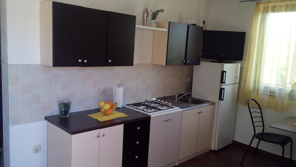 Apartments Nina ราฟนี ภายนอก รูปภาพ